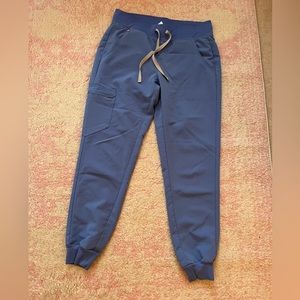 Figs Ceil Blue Jogger Scrub Pants (size small)